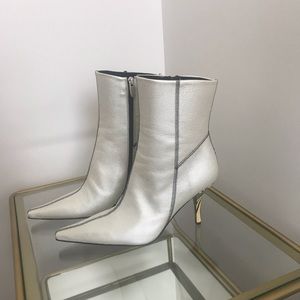 Claudia Ciuti Lino White Cervo Bootie 7 M